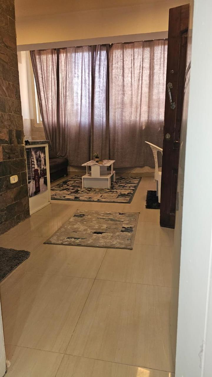 Apartment Elegant In Zamalek Cairo